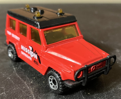 Red mercedes benz 280 - red, ge