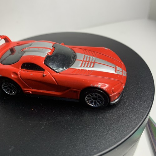 Red silver stripes - w/, dodge