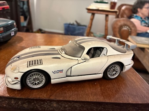 Maisto dodge viper gt2 - maisto,