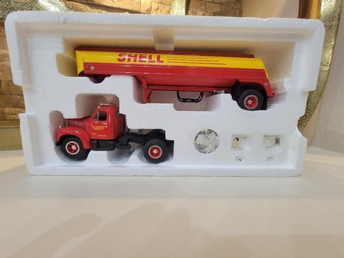 First gear mack b - first, 1/34