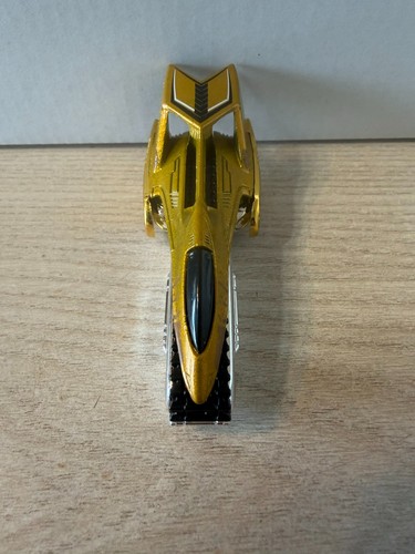 2009 hot wheels gold - gold, air