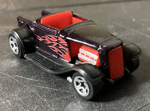 Metallic purple hooligan hot - purple,